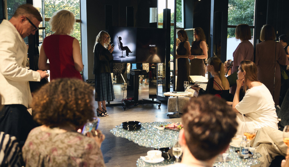 Новые ткани в коллекции Edra в официальном шоуруме в Москве